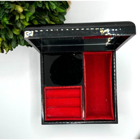 Vintage Japanese Lacquer Music Jewelry Box W/Mt. Fuji & Cherry Blossom Design - Picture 11 of 14